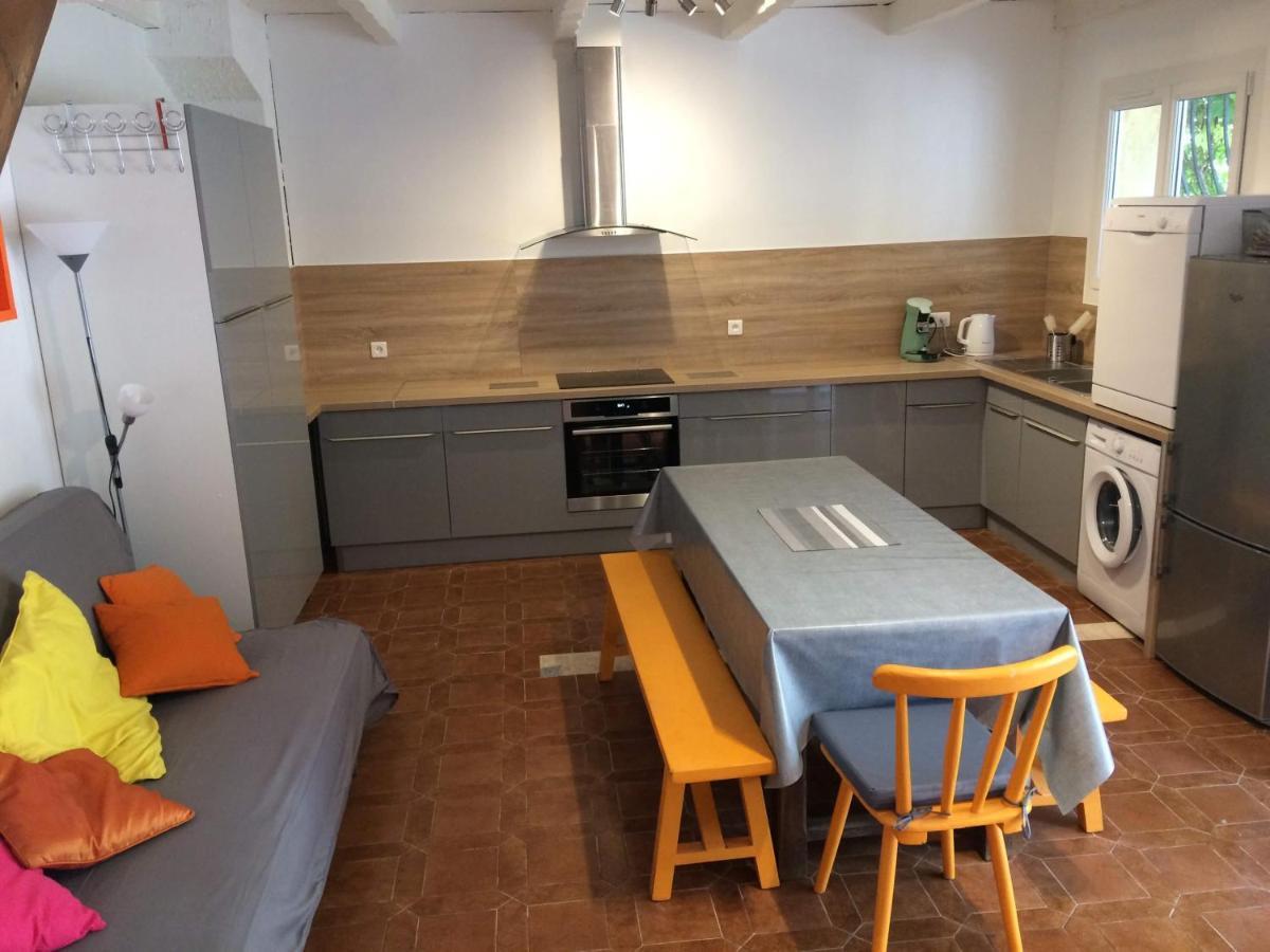Maison Vacances A La Madrague Saint Cyr Sur Mer Luaran gambar